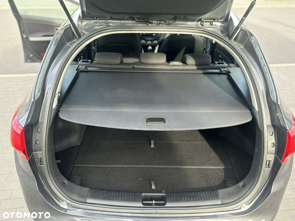 Kia Ceed - 16