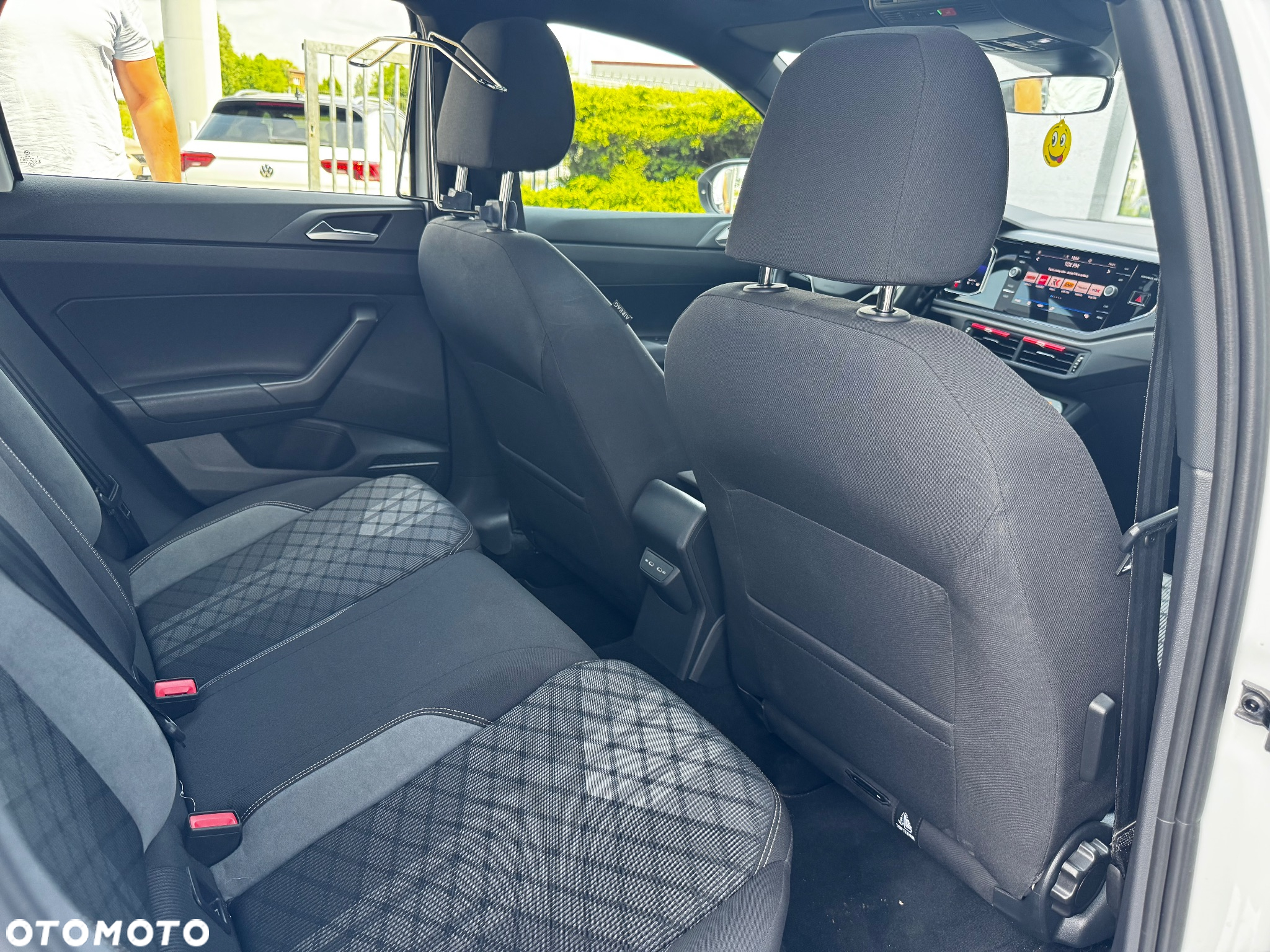 Volkswagen Taigo 1.0 TSI R-Line DSG - 14