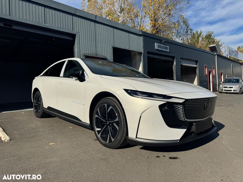 Mazda 6e 68 kW BEV Takumi Plus - 1