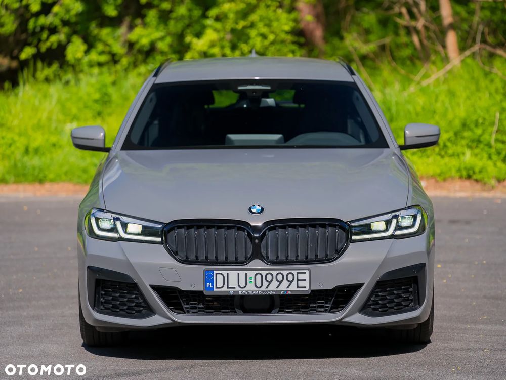 BMW Seria 5 540d xDrive mHEV M Sport sport - 7