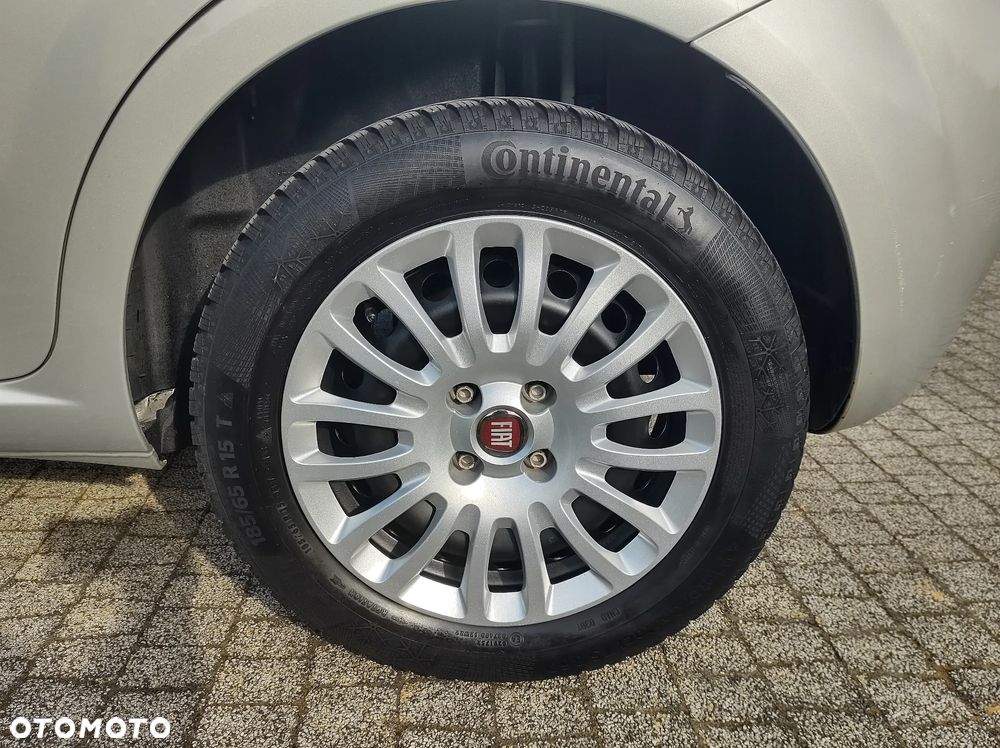 Fiat Punto 1.4 Young - 17