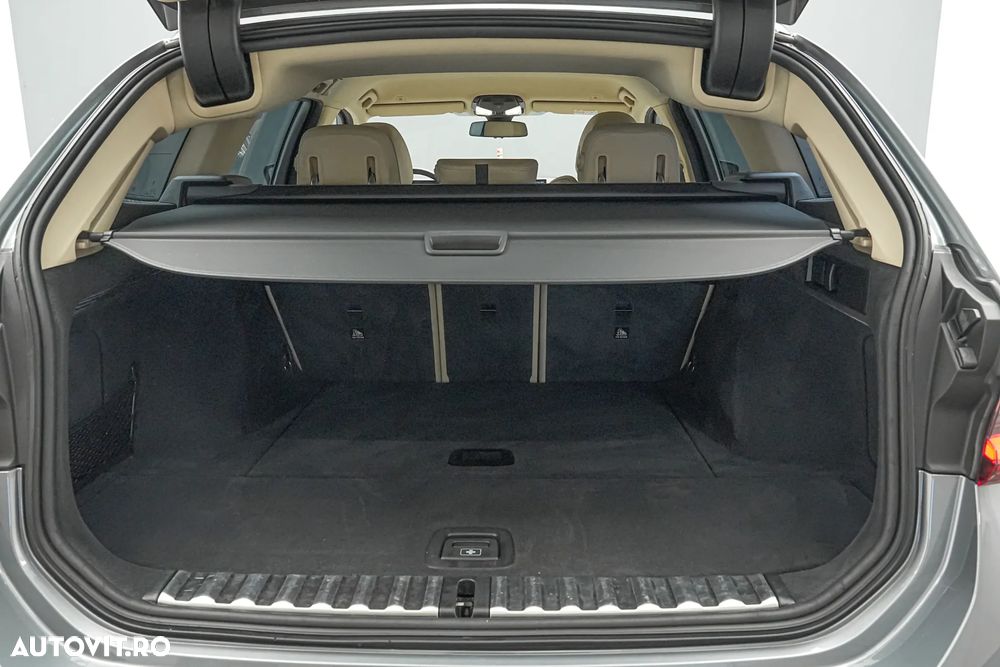 BMW Seria 3 320d xDrive AT MHEV - 25
