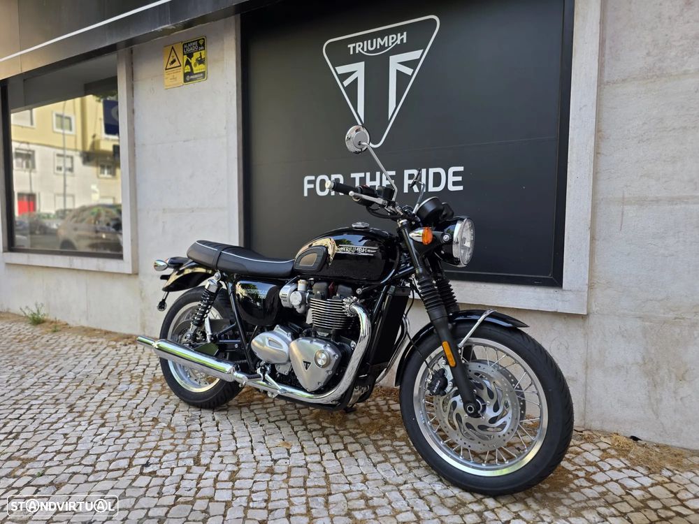 Triumph Bonneville T120 - 6