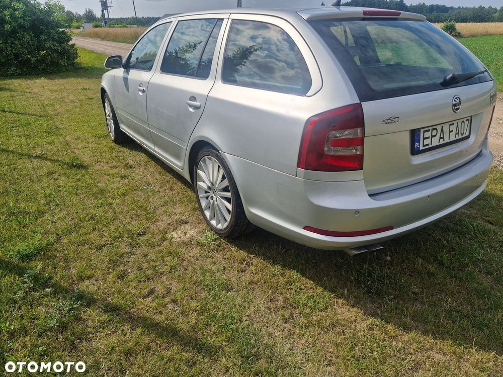 Skoda Octavia 2.0 TDI RS - 3