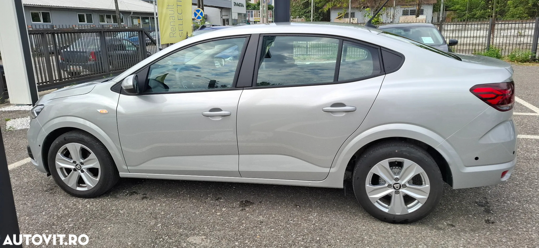 Dacia Logan ECO-G 100 MT6 Comfort - 18