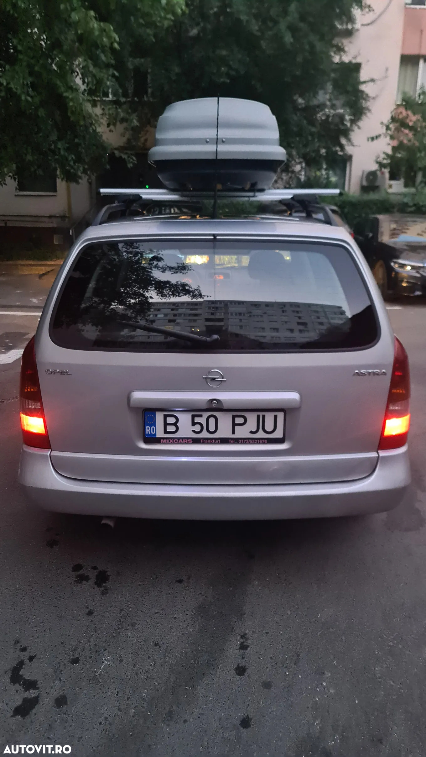 Opel Astra Classic Caravan 1.6i - 17