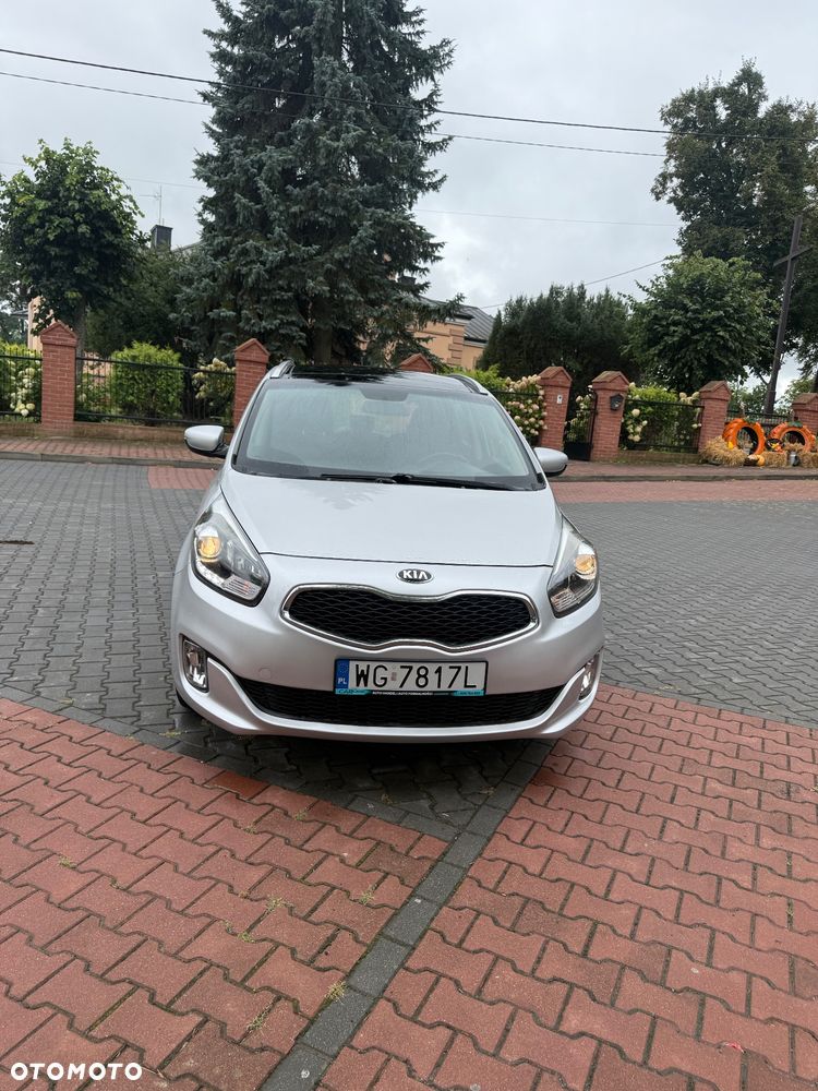 Kia Carens 1.7 CRDi 115 Dream Team Edition - 10