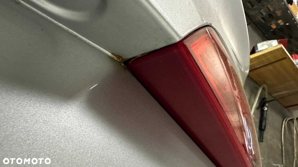 AUDI A4 B8 PRZED Lift sedan klapa pokrywa bagażnika LX7W oryginalny lakier Z lampami - 4