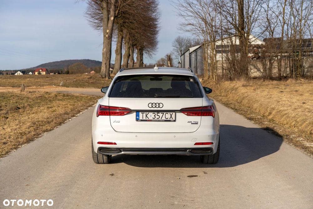 Audi A6 Avant - 27