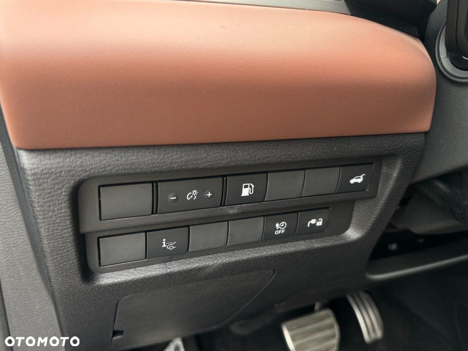 Mitsubishi Outlander - 22
