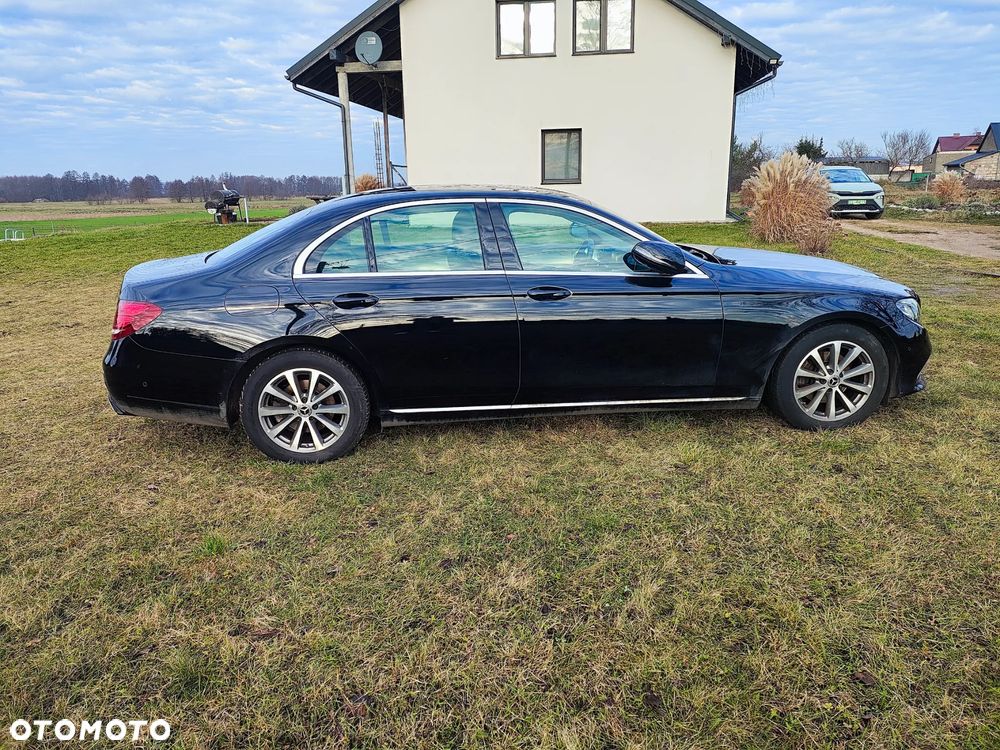 Mercedes-Benz Klasa E 200 d - 4