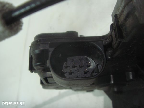 Fecho Da Porta Trás Dto Bmw 3 (E46) - 3