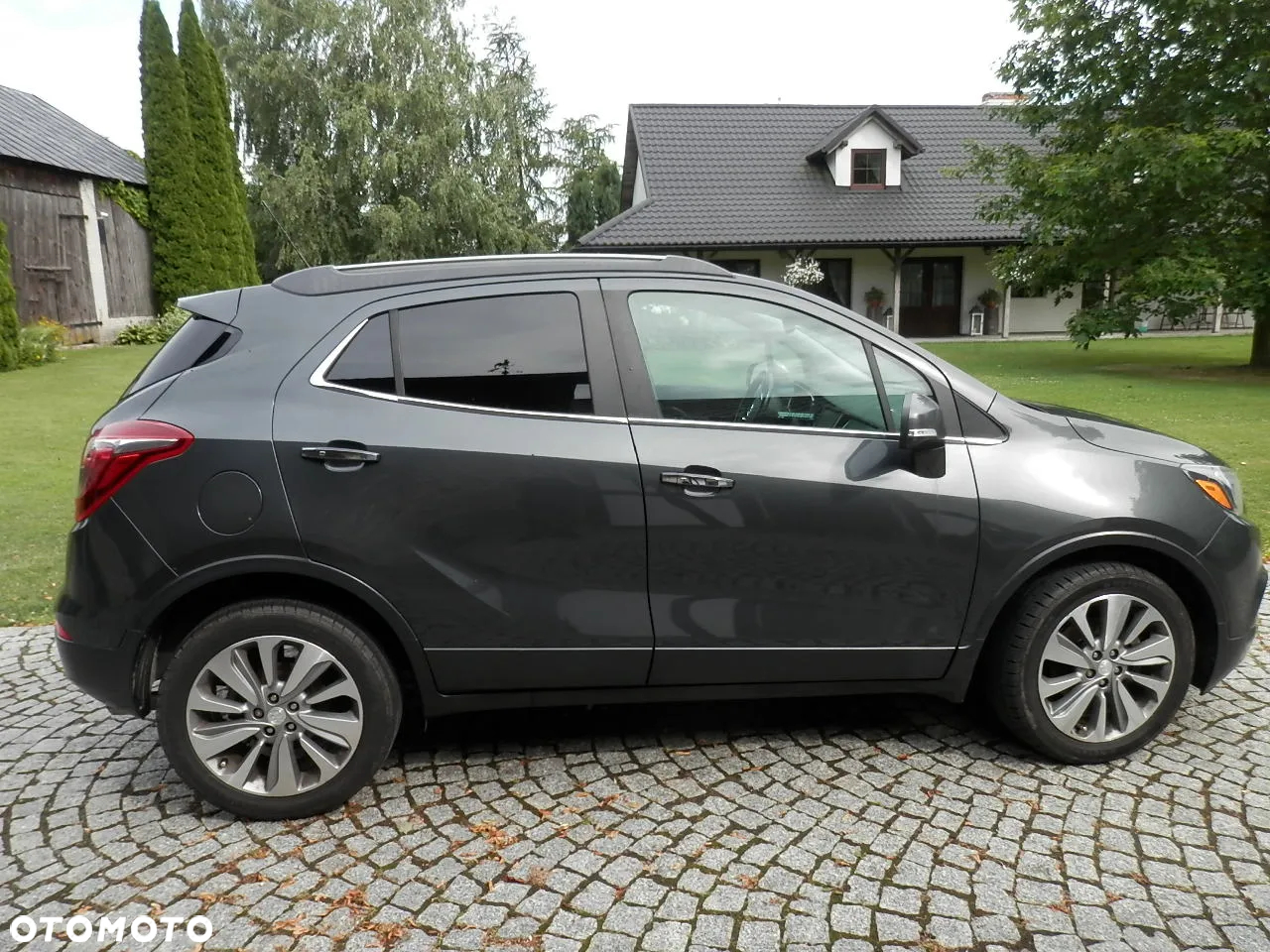 Buick Encore - 6