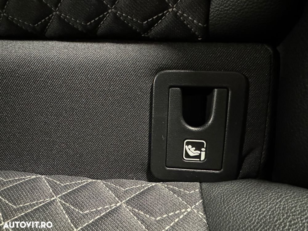 Toyota C-HR Hybrid Business-Edition - 29