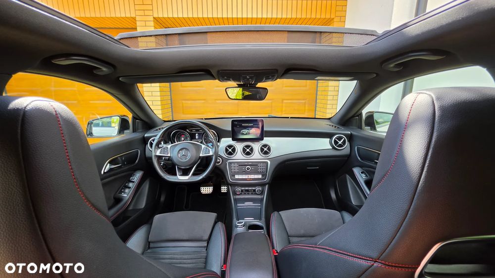Mercedes-Benz CLA 200 7G-DCT AMG Line - 22