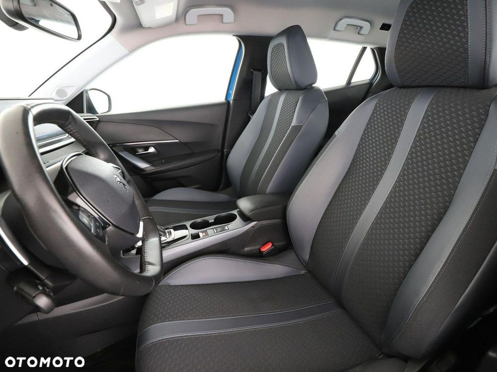 Peugeot 2008 1.5 BlueHDi Allure S&S EAT8 - 14