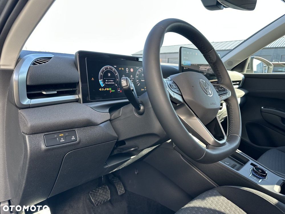 Volkswagen T-Roc - 20