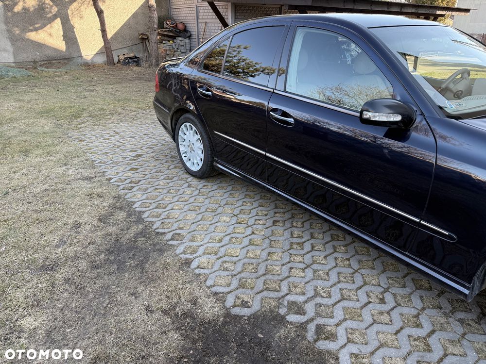 Mercedes-Benz Klasa E 500 T Elegance - 6