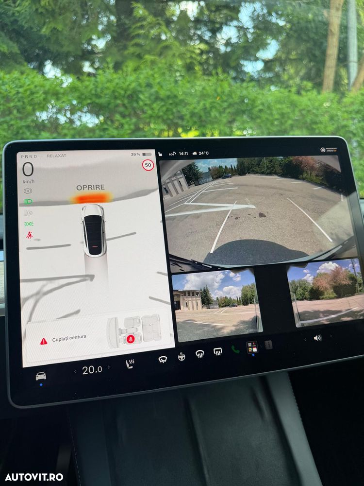 Tesla Model Y Long Range Dual Motor AWD - 28