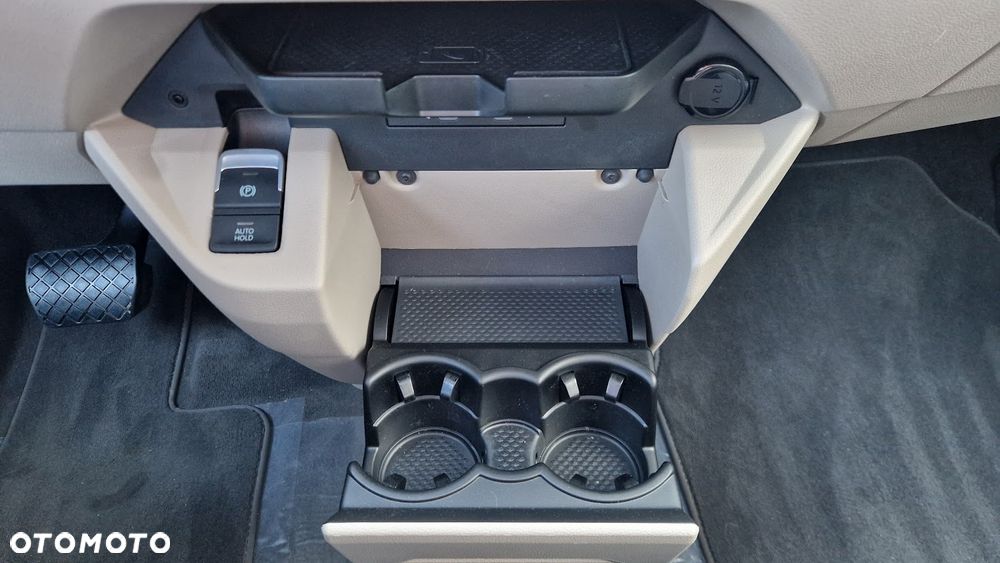 Volkswagen Multivan 2.0 TDI L2 Edition DSG - 17