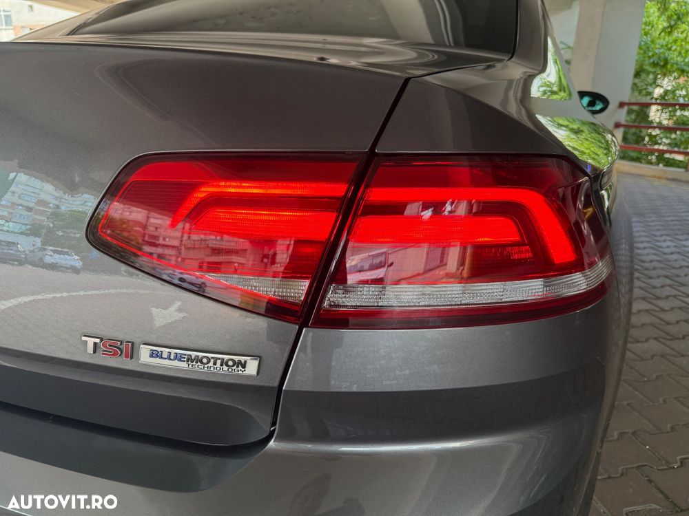Volkswagen Passat - 25