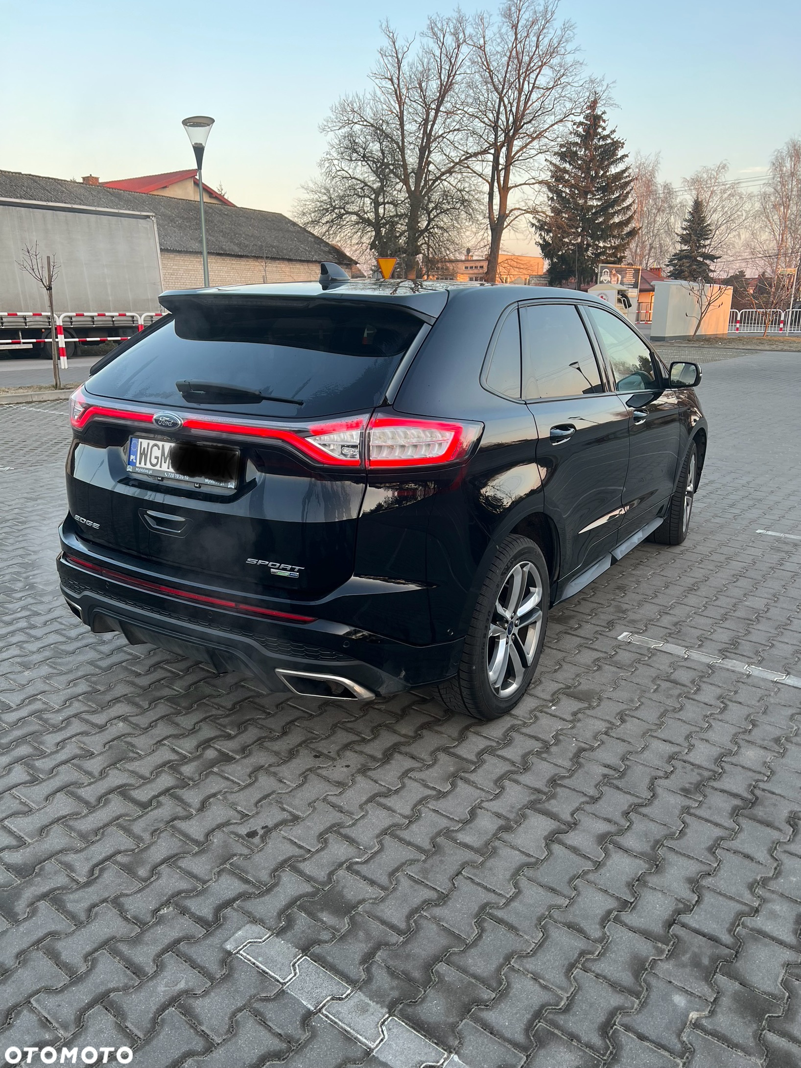 Ford Edge - 4