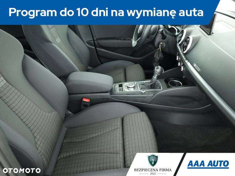 Audi A3 - 8