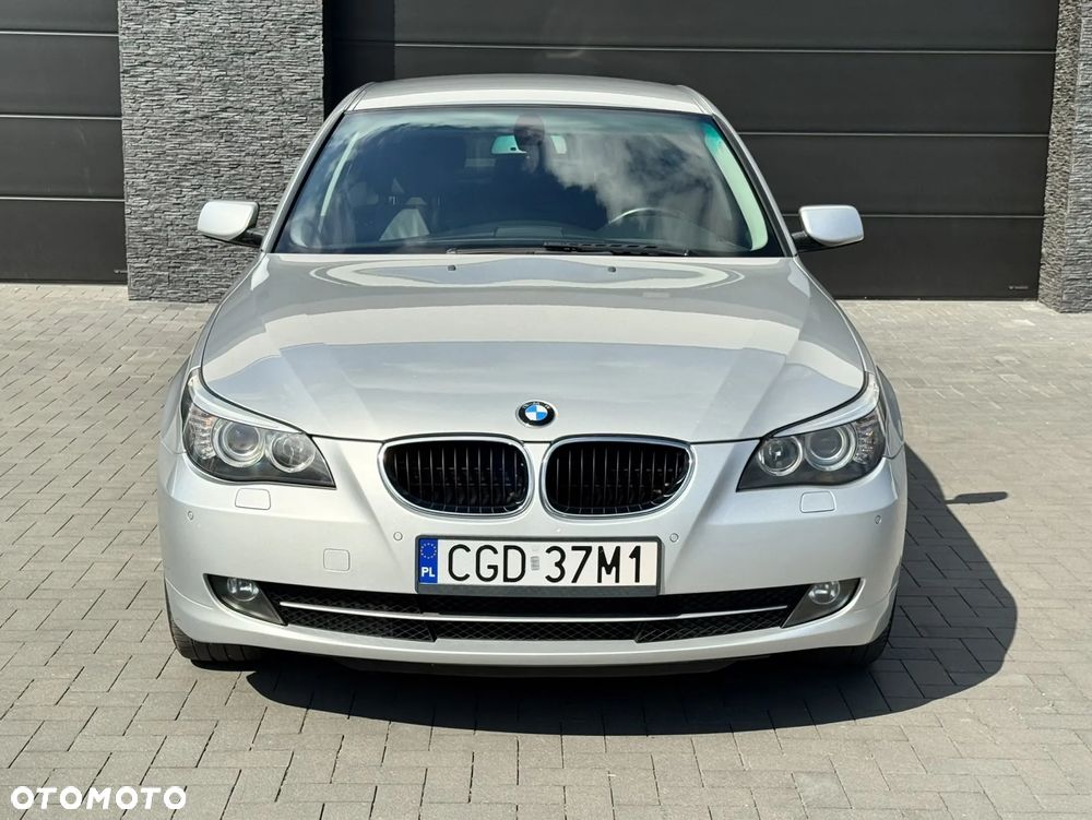 BMW Seria 5 520d Edition Exclusive - 11