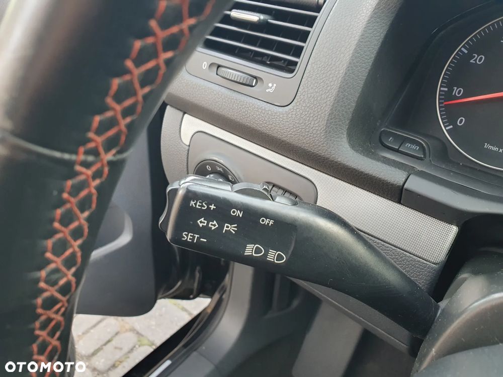 Volkswagen Golf 1.6 Goal - 13