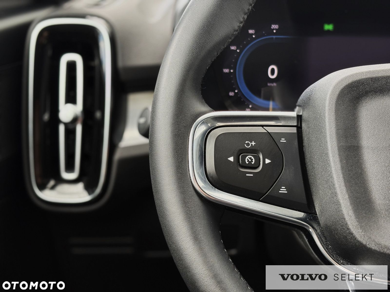 Volvo XC 40 - 7
