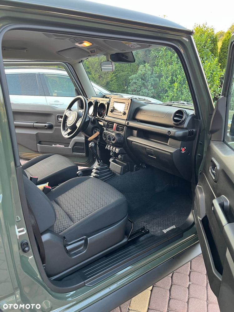 Suzuki Jimny 1.5 Premium - 6