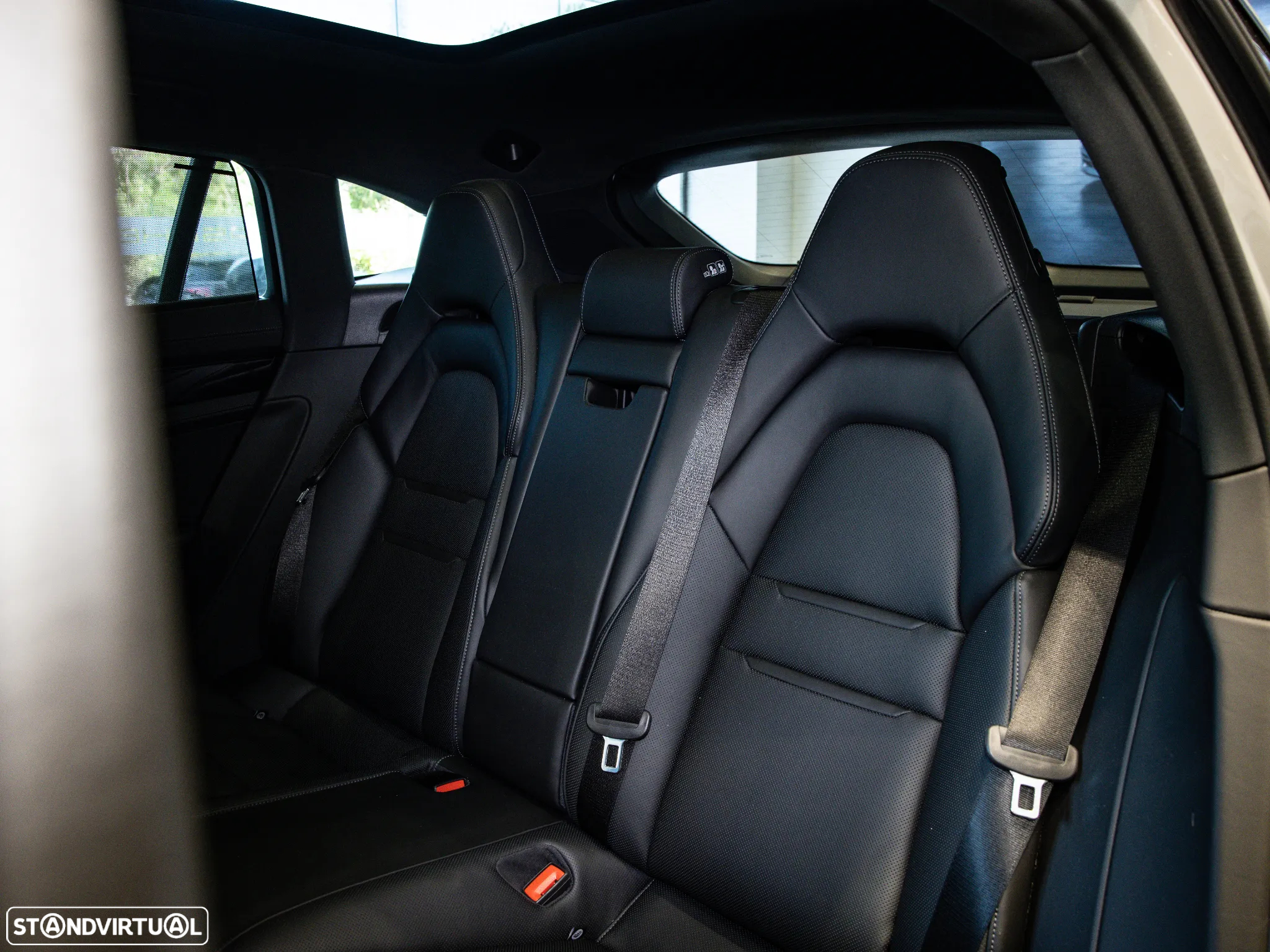 Porsche Panamera Sport Turismo 4S E-Hybrid - 42