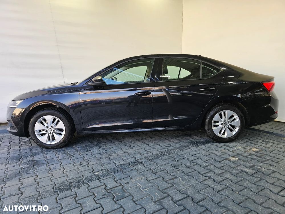Skoda Octavia 2.0 TDI DSG Ambition - 2
