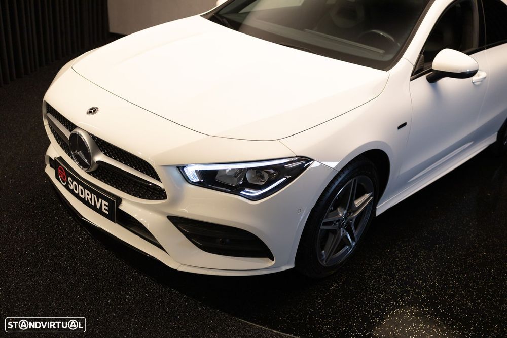 Mercedes-Benz CLA 250 e - 25