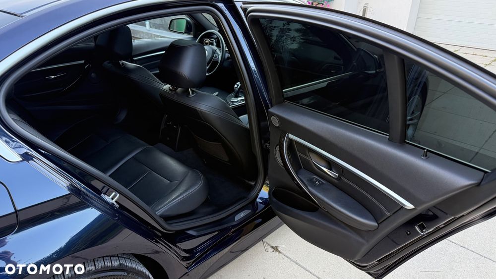 BMW Seria 3 - 16