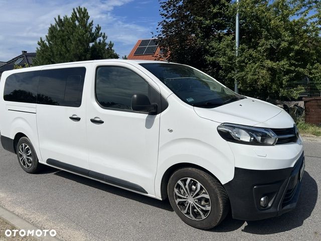 Toyota Verso Long Family 2.0 D-4D - 6