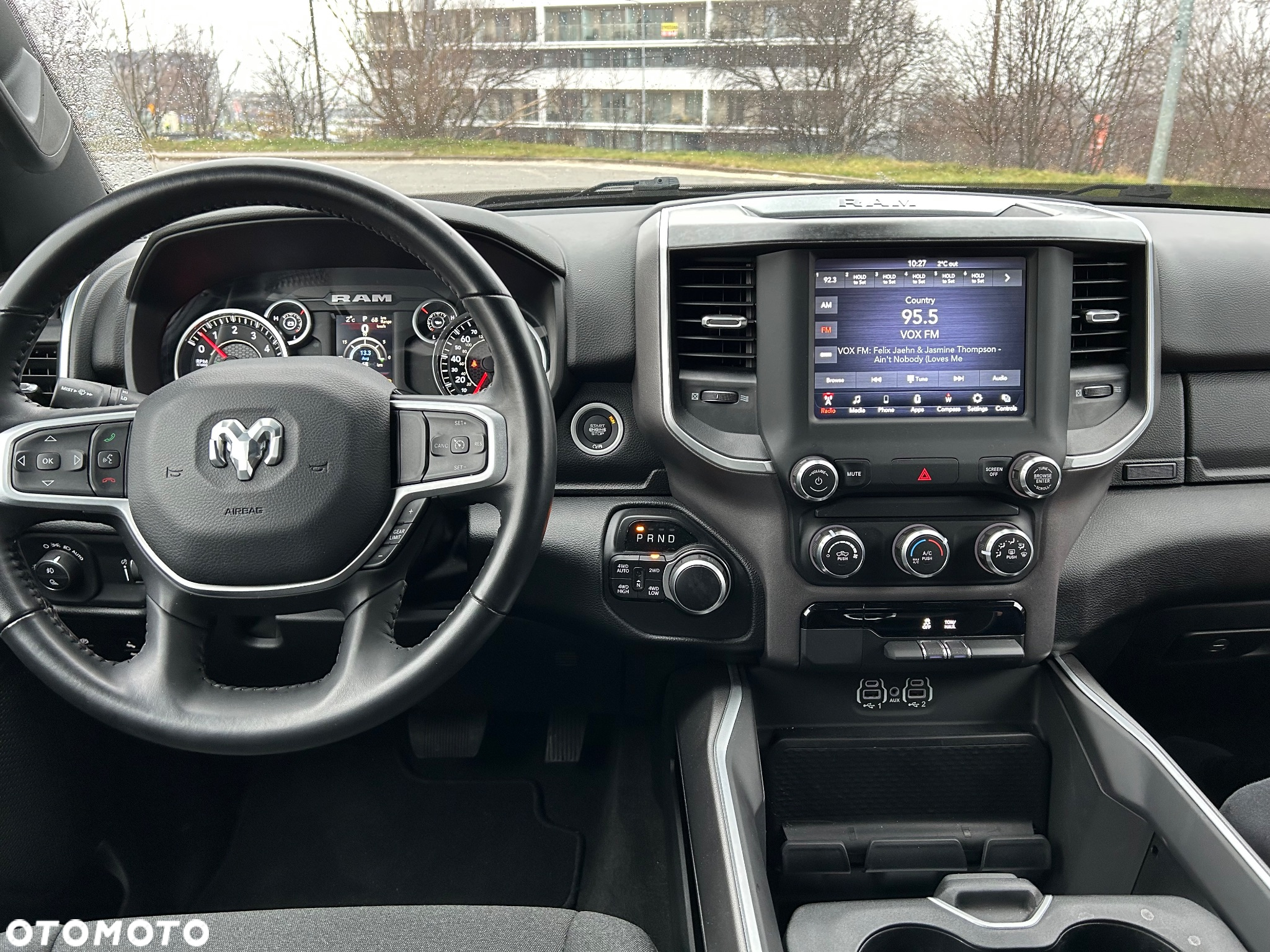Dodge RAM 1500 5.7 4x4 - 8