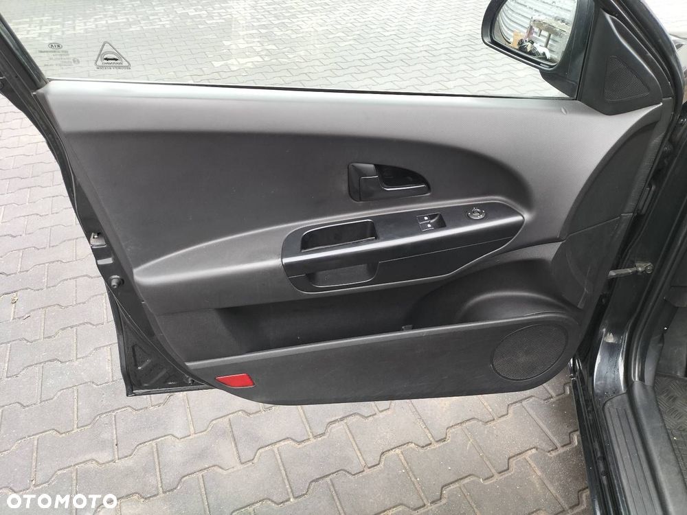 BOCZEK BOCZKI DRZWI KOMPLET KIA CEED I HB 5D - 4