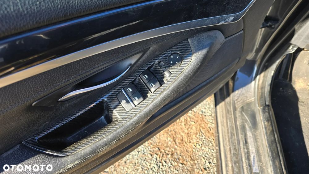 BMW Seria 5 520d Blue Performance - 6