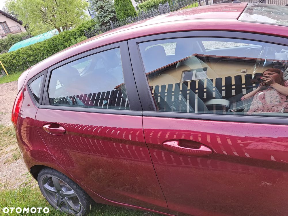 Ford Fiesta - 8