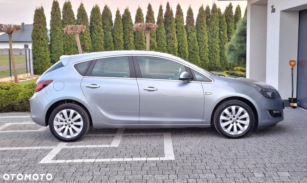 Opel Astra 1.4 T Cosmo - 6