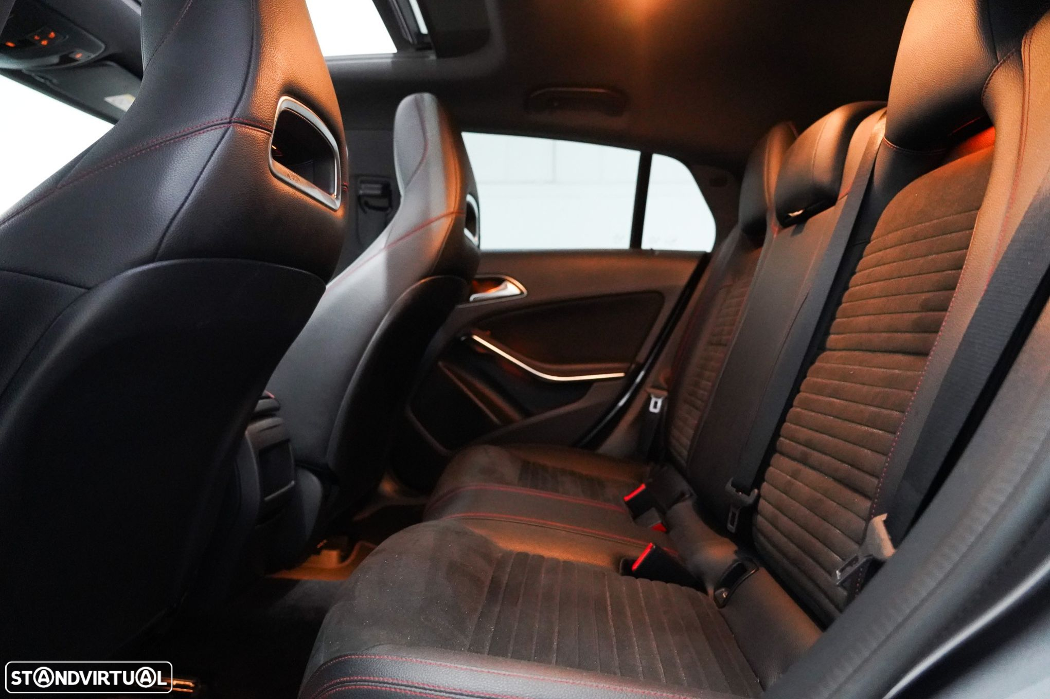Mercedes-Benz CLA 200 - 7