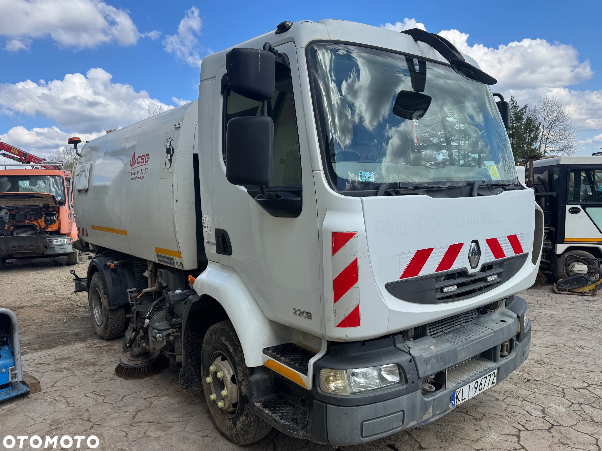 Renault MIdlum zamiatarka samochodowa Bucher polewaczka - 2