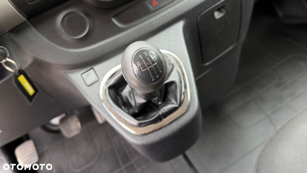 Renault TRAFIC L2H1 LONG 2016r 1.6 DCI 120KM - 34