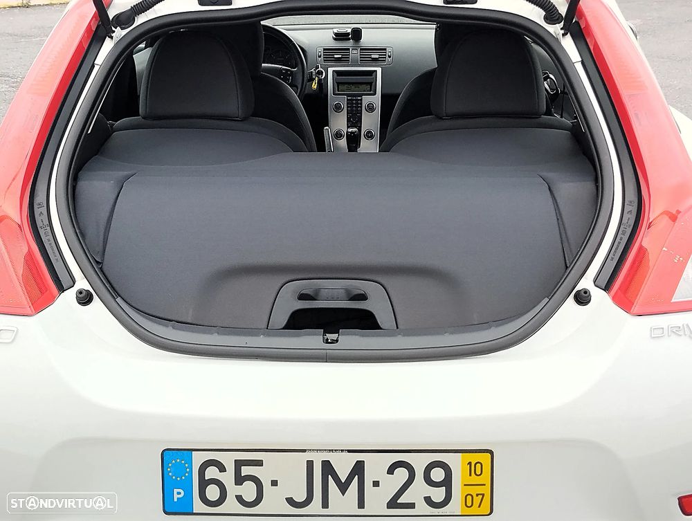 Volvo C30 1.6 D Drive 99g Momentum Start/Stop - 40