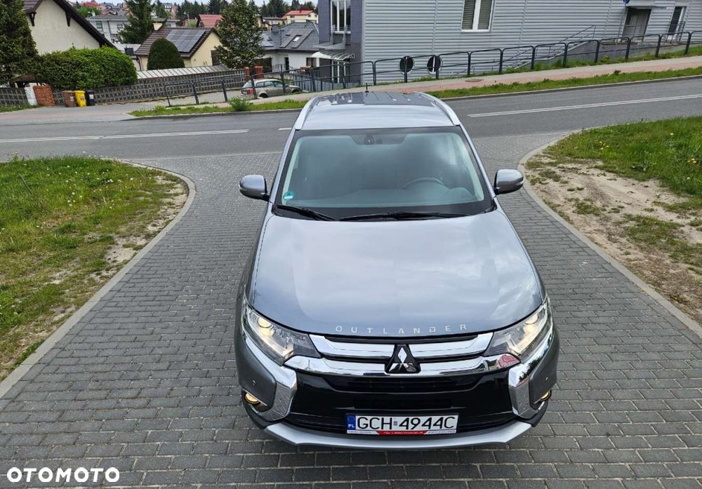 Mitsubishi Outlander - 29