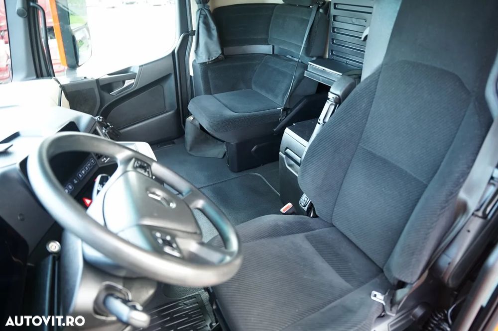 Mercedes-Benz ACTROS L 1848 / CABINĂ TIP „SALON” (CABINĂ DE LOCUIT) / STREAMSPACE / ANVELOPE 100% - 25