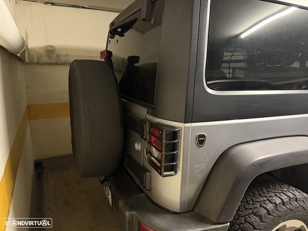 Jeep Wrangler - 2