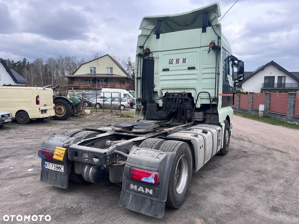MAN TGX 18.440 / AUTOMAT RETARDER !! / OPONY: 95% / DUŻE ZBIORNIKI / 2010 ROK - 4