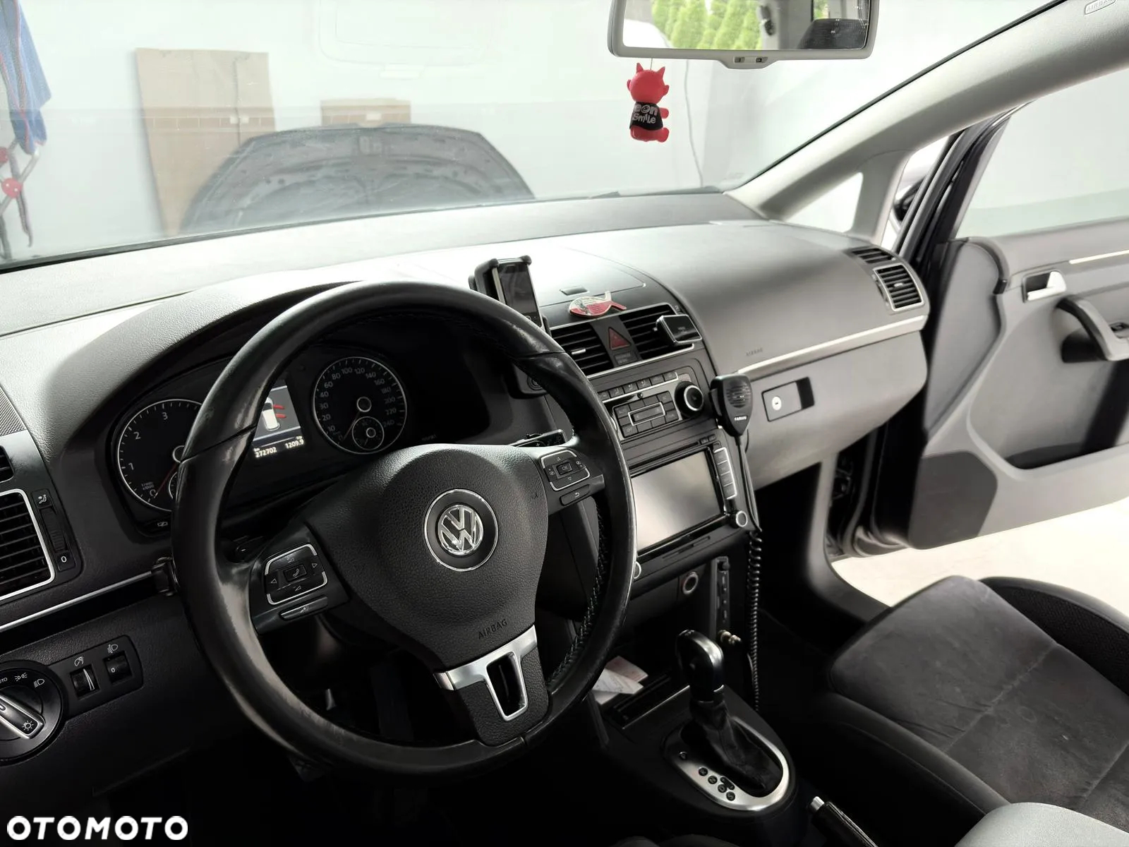 Volkswagen Touran 2.0 TDI DPF DSG Trendline - 14